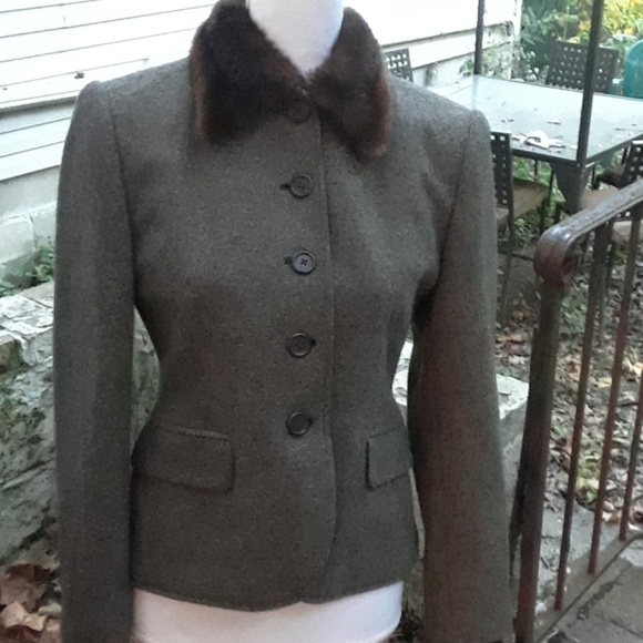 Lambswool Jacket, size 4P - Picture 1 of 4